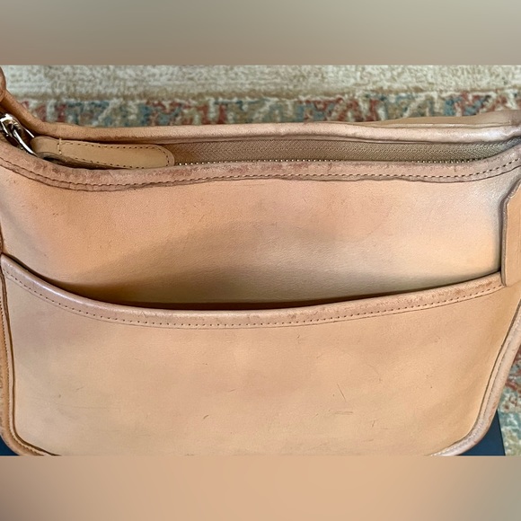 Vintage Coach Legacy Bag 9966 Camel w/Silver Nickel Hardware - Picture 9 of 14